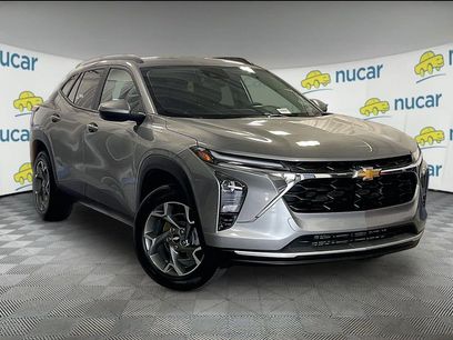 Used 2025 Chevrolet Trax LT w/ LT Convenience Package