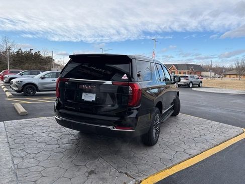 New 2025 GMC Yukon Elevation image 4