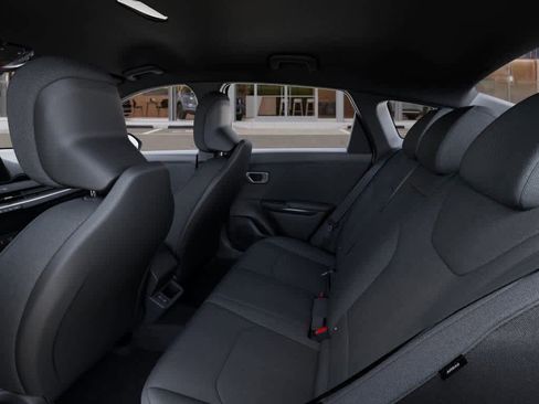 New 2026 Kia K4 LX image 18