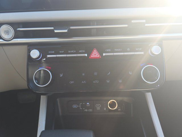 Used 2025 Hyundai Tucson SEL FWD image 17