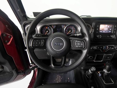 Used 2021 Jeep Wrangler Sport AWD/4WD image 14