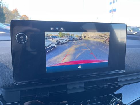 New 2025 Honda Prologue EX image 9