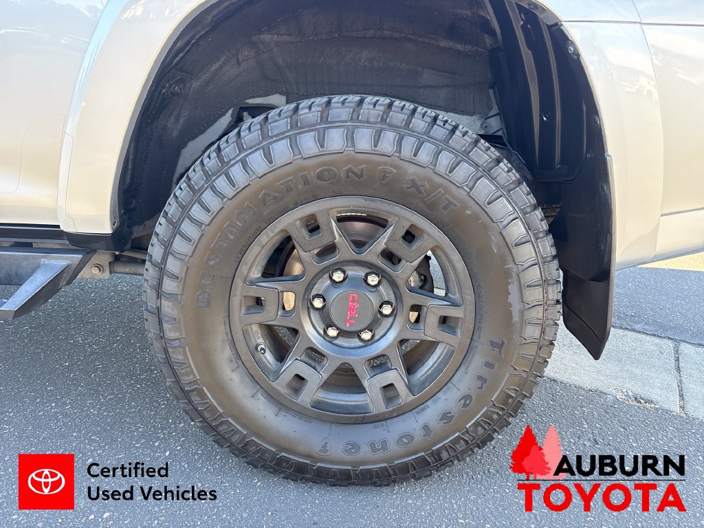 Certified 2019 Toyota 4Runner TRD Off-Road AWD/4WD image 24
