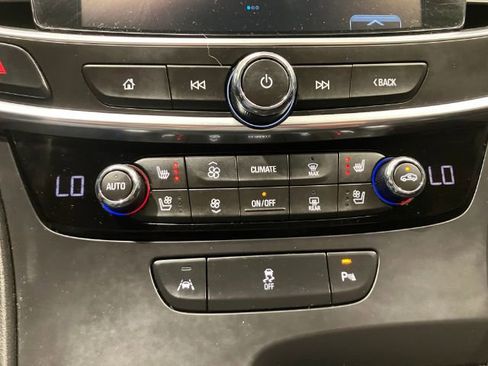 Used 2018 Buick LaCrosse Premium image 59