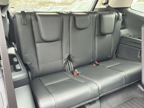 New 2026 Subaru Ascent Limited Bronze image 18