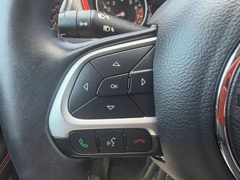 Used 2017 Jeep Compass Trailhawk w/ Popular Equipment Group AWD/4WD image 20
