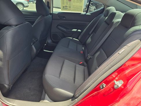 Certified 2024 Nissan Altima 2.5 SV FWD image 11
