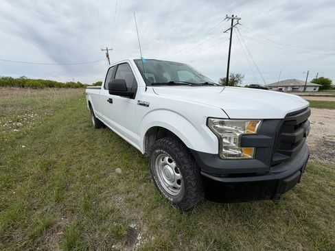 Used 2016 Ford F150 XL w/ Equipment Group 101A Mid image 4