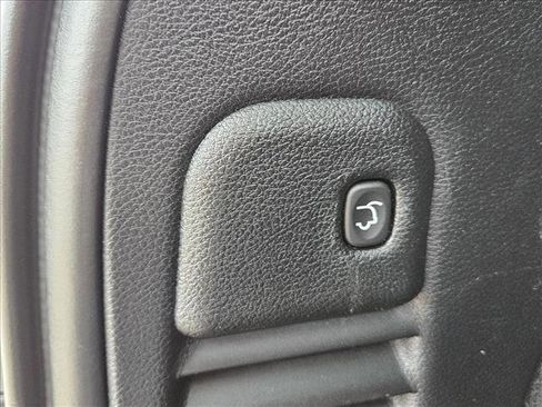 Used 2018 Jeep Grand Cherokee Limited AWD/4WD image 28