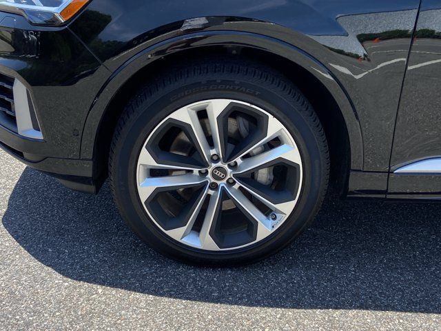 Certified 2022 Audi Q7 3.0T Premium Plus AWD/4WD image 11