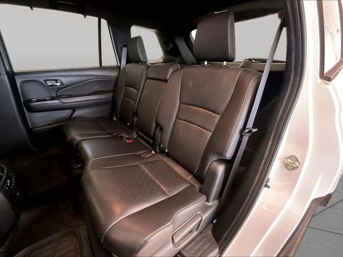 Used 2021 Honda Passport Touring image 18
