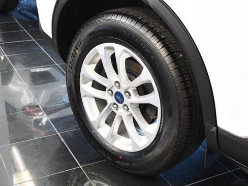 Used 2020 Ford Escape SE AWD/4WD image 32