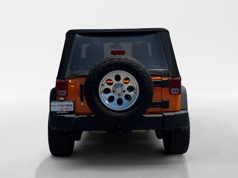 Used 2013 Jeep Wrangler Sport AWD/4WD image 5