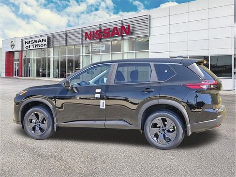 New 2026 Nissan Rogue SV w/ Cold Weather Package FWD image 7