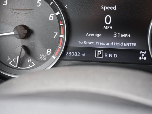 Used 2021 Nissan Titan SV w/ SV Convenience Package AWD/4WD image 23