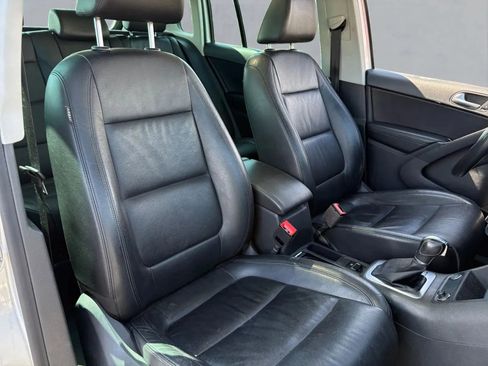 Used 2017 Volkswagen Tiguan SEL image 22