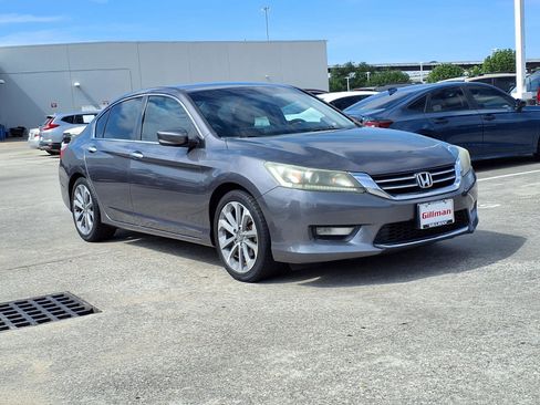 Used 2014 Honda Accord Sport image 2