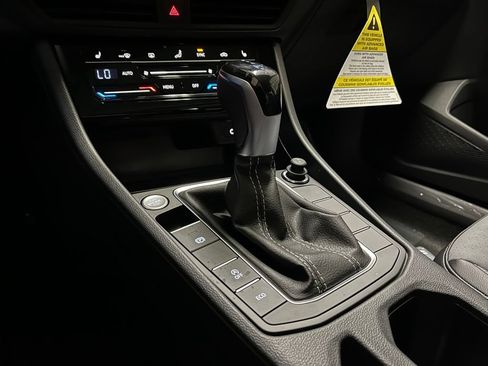 New 2026 Volkswagen Jetta SE FWD image 14