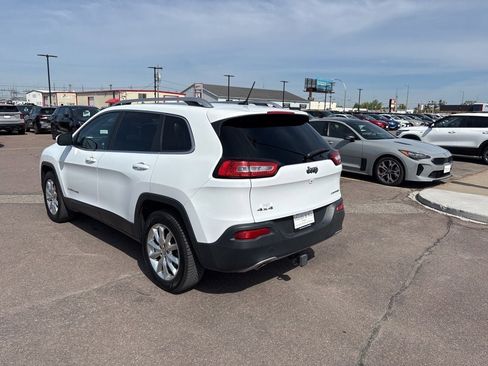 Used 2015 Jeep Cherokee Limited w/ Luxury Group AWD/4WD image 7