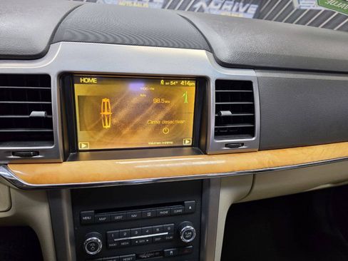 Used 2010 Lincoln MKZ FWD image 16