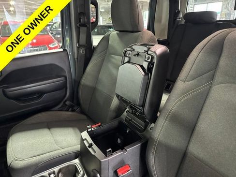 Used 2024 Jeep Gladiator Sport AWD/4WD image 22