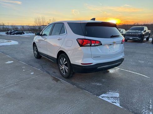 Certified 2024 Chevrolet Equinox LT image 5