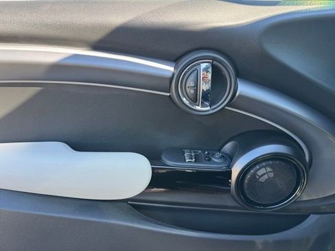 Used 2024 MINI Cooper SE image 11