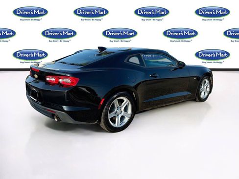 Used 2023 Chevrolet Camaro LT RWD image 7