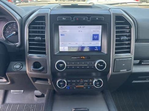 Used 2021 Ford Expedition XLT RWD image 19