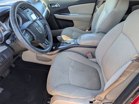 Used 2015 Dodge Journey SXT w/ Flexible Seating Group image 15