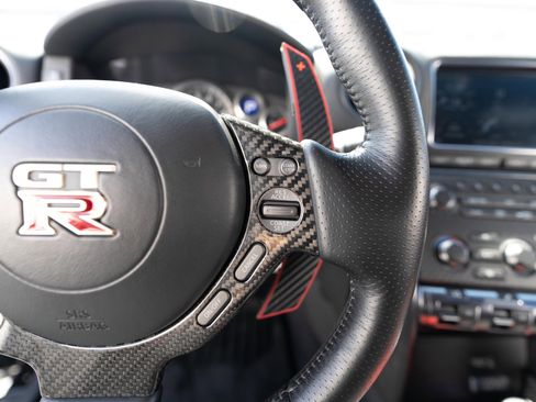 Used 2013 Nissan GT-R Black Edition AWD/4WD image 72