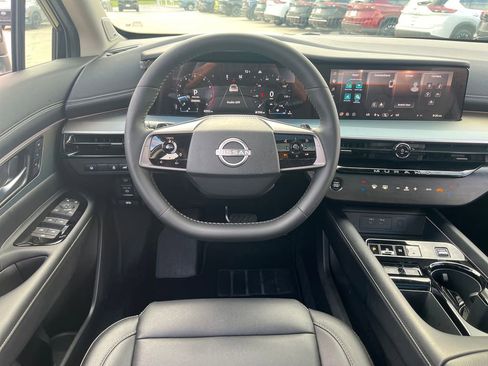 Certified 2025 Nissan Murano SL AWD/4WD image 17