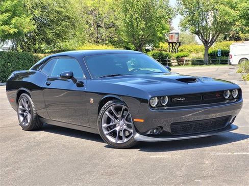 Certified 2023 Dodge Challenger R/T Scat Pack image 2