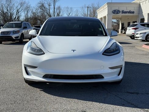 Used 2018 Tesla Model 3 Long Range image 2