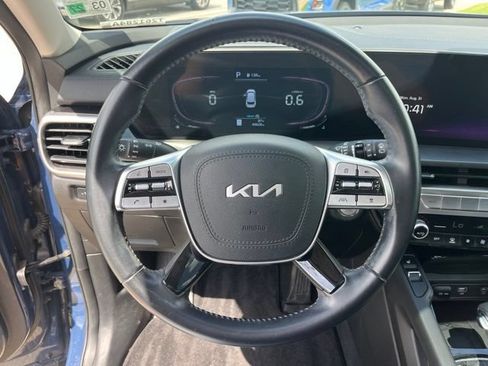 Used 2023 Kia Telluride S w/ S Sunroof Package FWD image 15