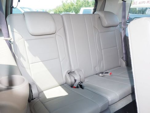 Used 2017 GMC Yukon SLT w/ HD Trailering Package AWD/4WD image 22