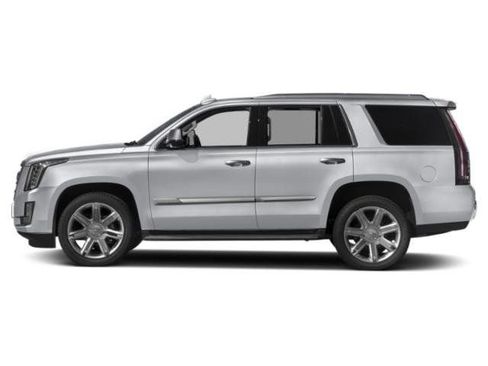 Used 2018 Cadillac Escalade Luxury AWD/4WD image 6