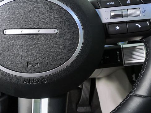 Used 2025 Hyundai Tucson Limited AWD/4WD image 10