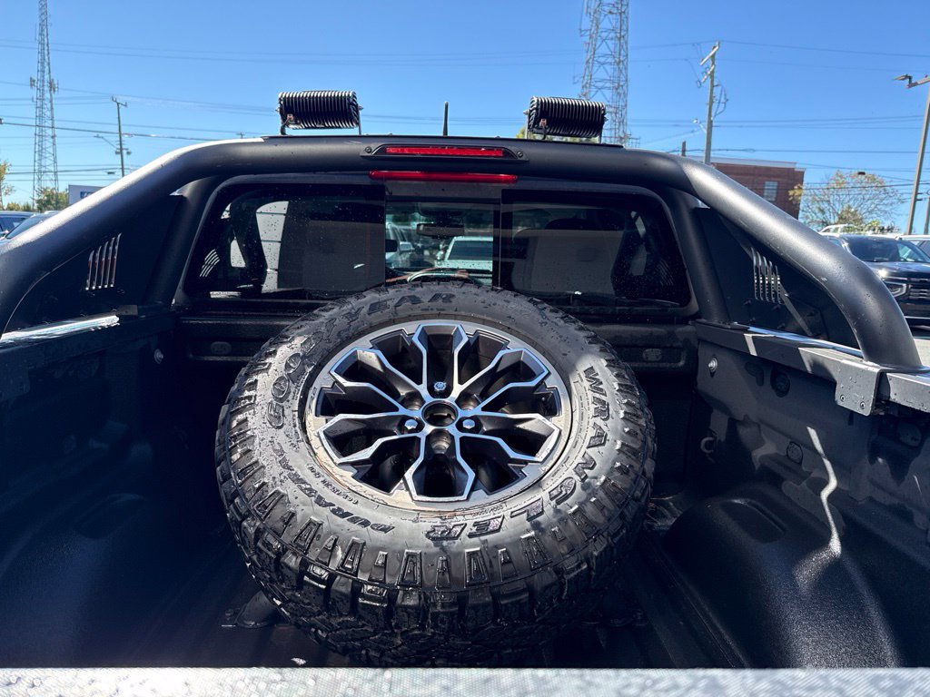 Used 2018 Chevrolet Colorado ZR2 AWD/4WD image 11