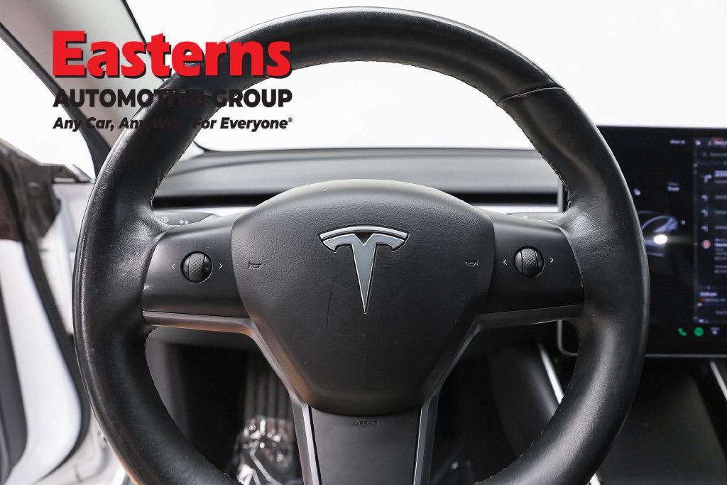 Used 2018 Tesla Model 3 Mid Range RWD image 12