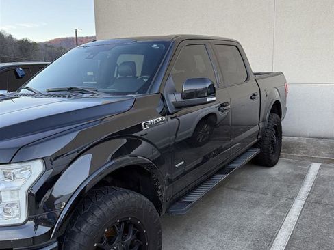 Used 2015 Ford F150 Lariat w/ Equipment Group 502A Luxury image 3