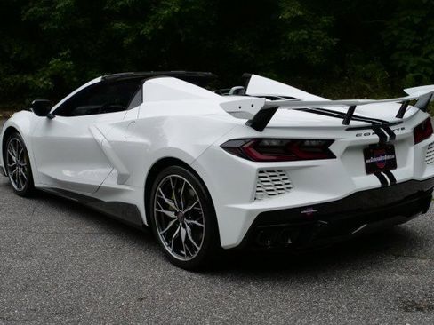 Used 2023 Chevrolet Corvette Convertible 3LT / Z51 Performa w/ Z51 Performance Package image 28