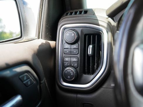 Used 2019 Chevrolet Silverado 1500 LT Trail Boss w/ Convenience Package AWD/4WD image 34
