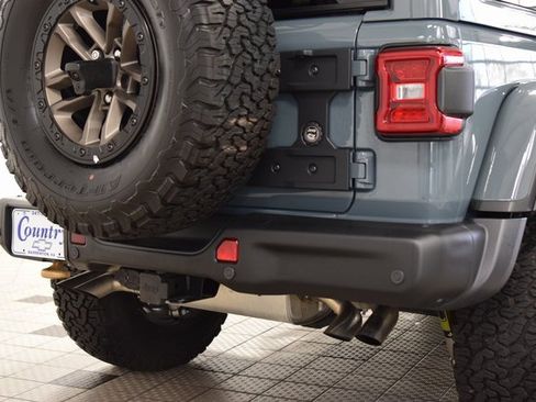 Used 2024 Jeep Wrangler Unlimited Rubicon 392 image 26