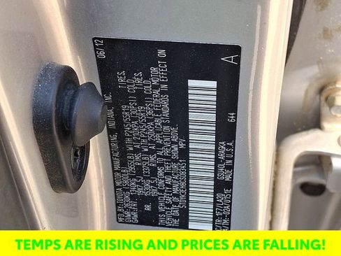 Used 2012 Toyota Highlander Limited w/ Tow Pkg image 23