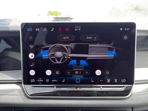 New 2026 Volkswagen Tiguan SE FWD image 21
