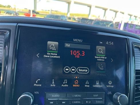 Used 2024 Nissan Titan PRO-4X w/ Pro-4x Convenience Package AWD/4WD image 26