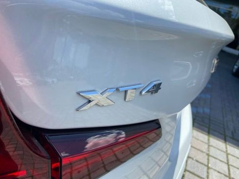 Certified 2025 Cadillac XT4 Premium Luxury image 5