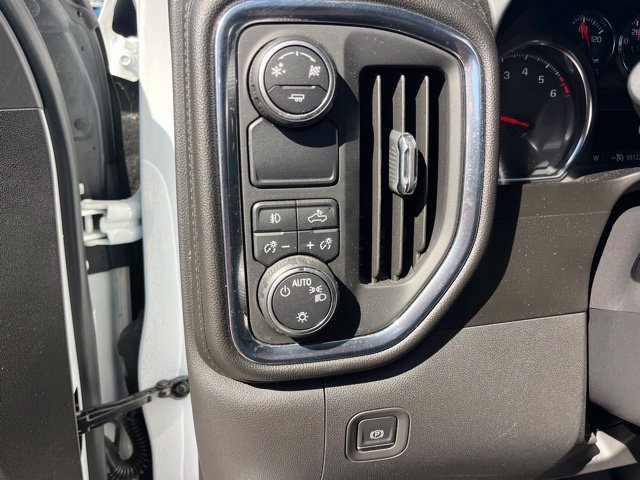 Used 2019 Chevrolet Silverado 1500 RST w/ All-Star Edition RWD image 16