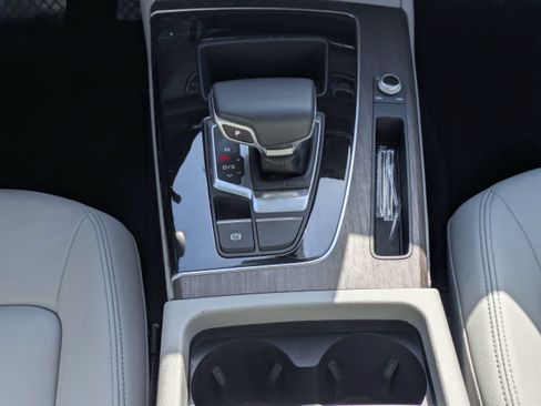 Certified 2023 Audi Q5 2.0T Premium Plus w/ Premium Plus Package AWD/4WD image 20